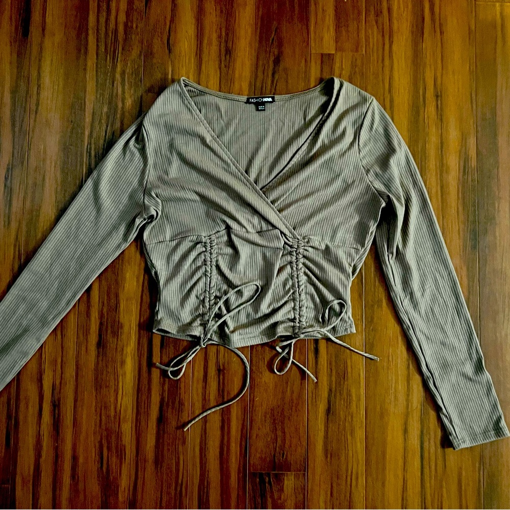 Women’s Fashion Nova long sleeve
